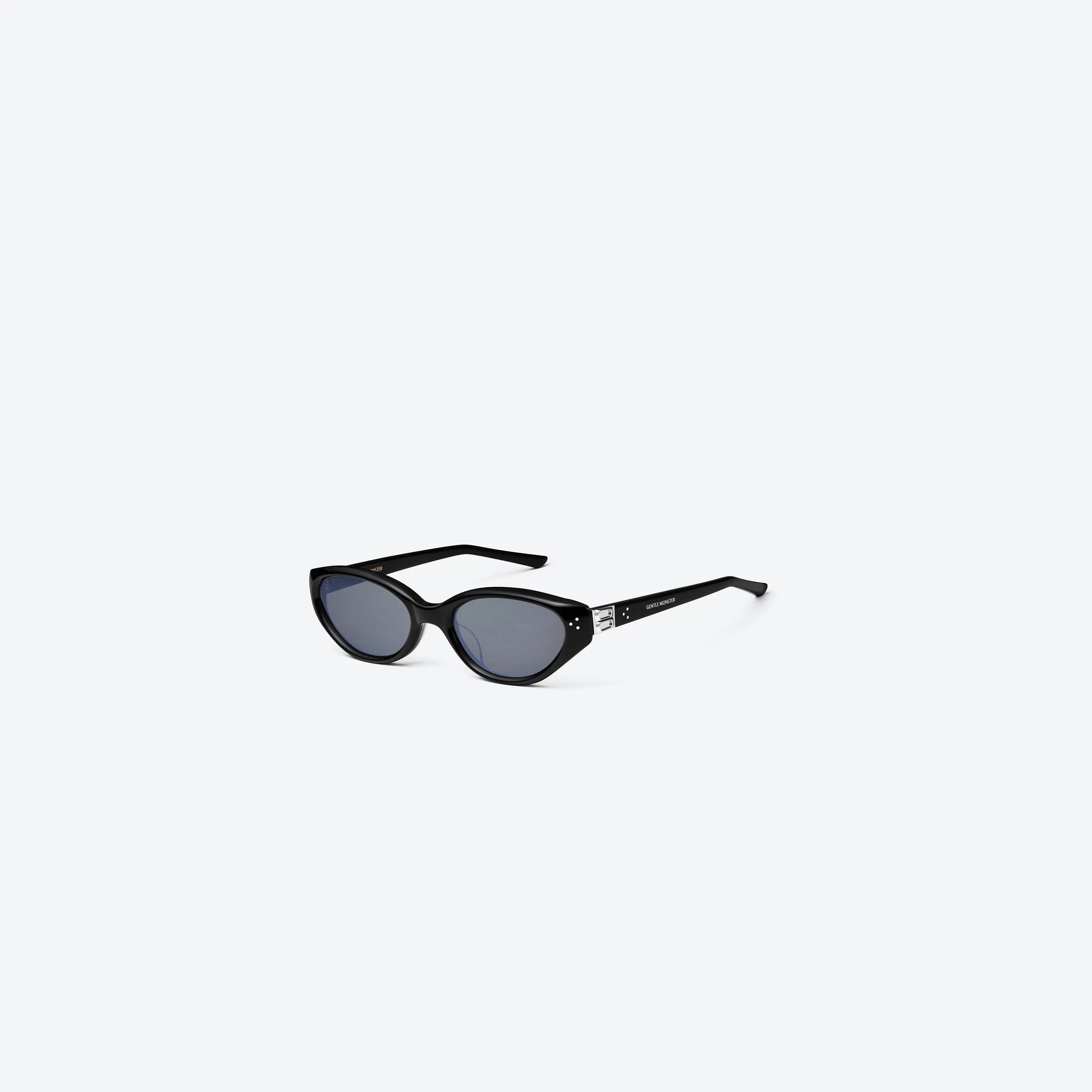 Gentle Monster Vanilla 01(SM) - Lunettes de Soleil Femme Cat-Eye Noir by Skyler Eyes