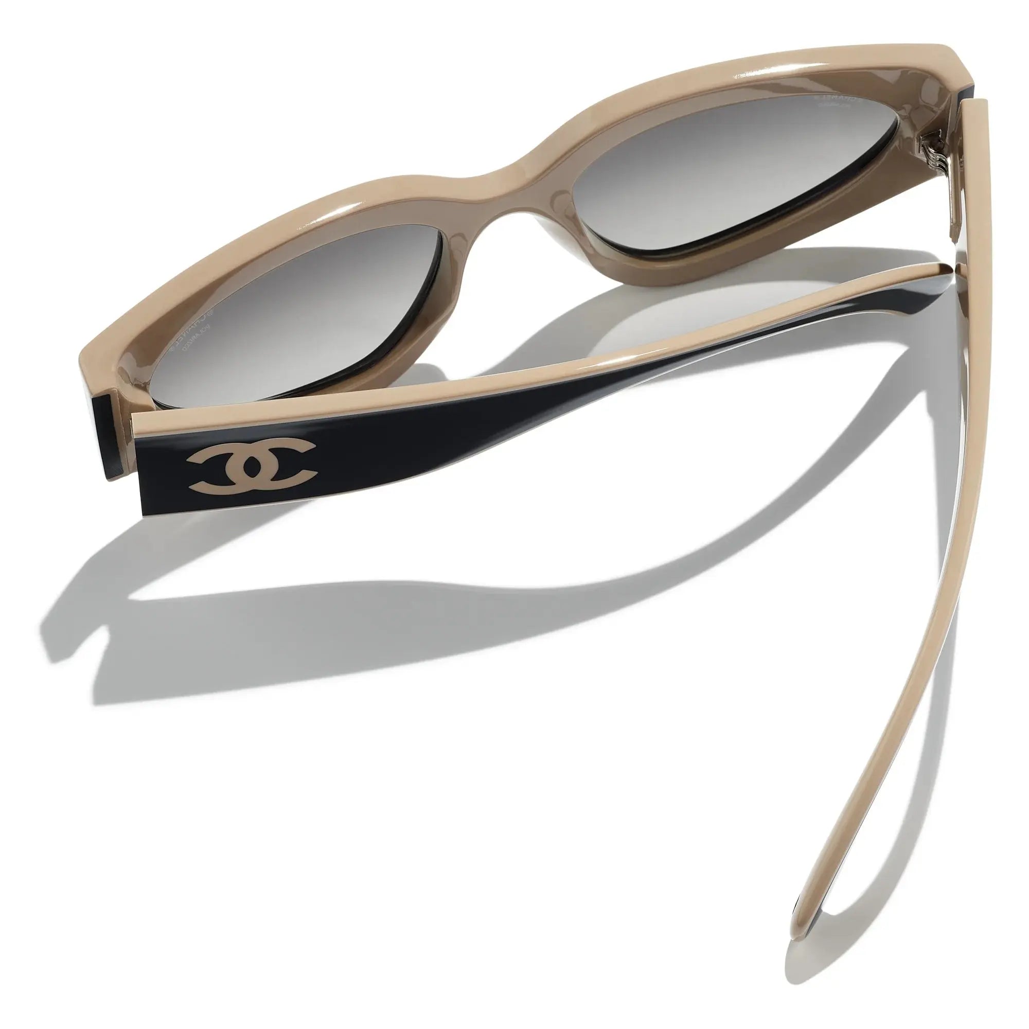 Lunette de soleil Chanel Femme Noir/Beige by Skyler Eyes